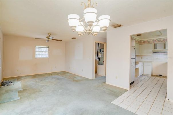 Chandelier, Empty room, Interior, Kitchen