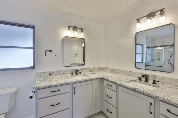 Bathroom, Dual Sink Vanities, Interior