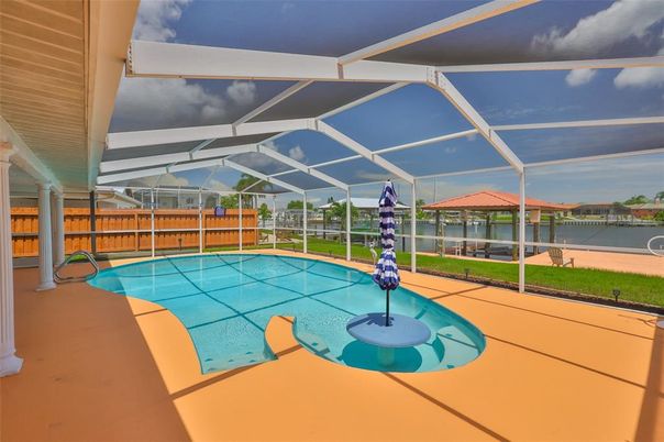 Glass Ceilings, Interior, Pool, Sun Room, Water