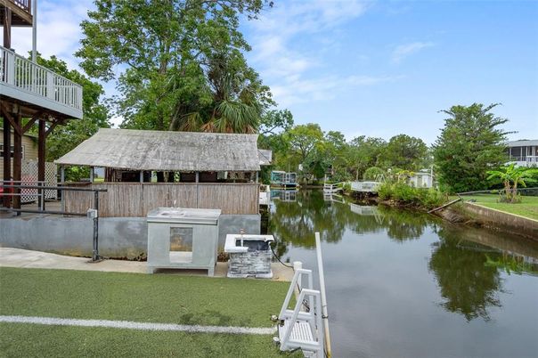 Exterior, Water