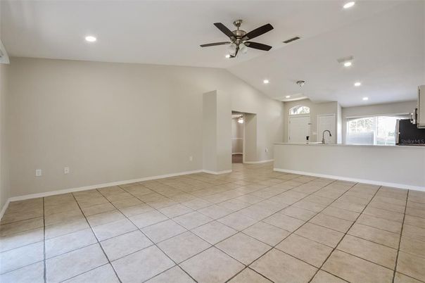 Empty room, Interior, Recessed Lighting