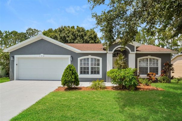 Attached, Exterior, Facade, Ranch