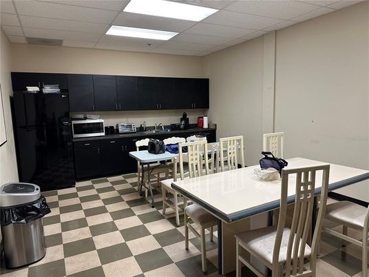 Dining room, Interior, Kitchen, Recessed Lighting