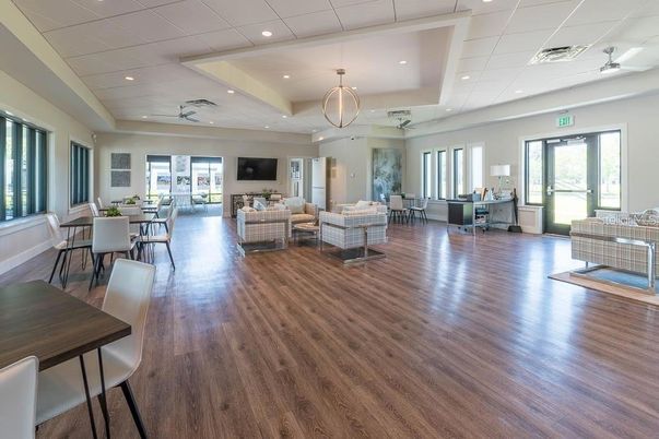 Dining room, Interior, Living room, Pendant Lights, Recessed Lighting, Wood Texture Flooring