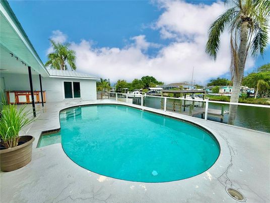 Exterior, Pool, Water