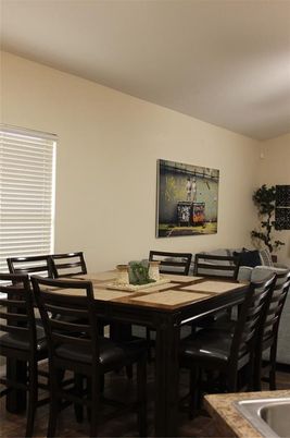 Dining room, Interior