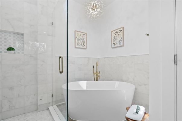 Bathroom, Free Standing Baths, Glass Shower, Interior, Marble Walls, Pendant Lights