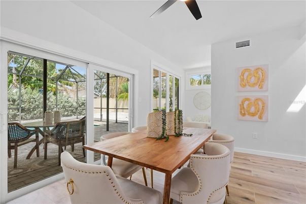 Dining room, Interior, Sun Room, Wood Texture Flooring