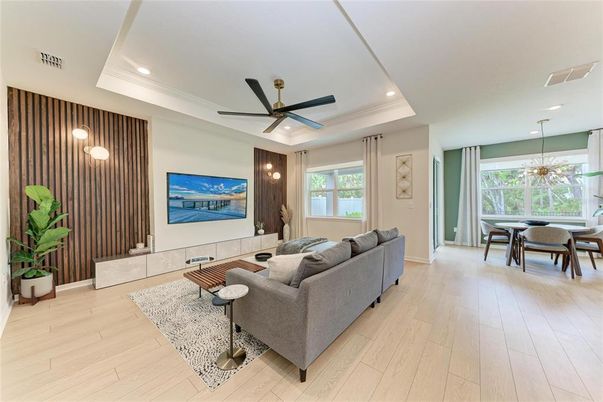 Dining room, Interior, Living room, Pendant Lights, Recessed Lighting, Wood Texture Flooring