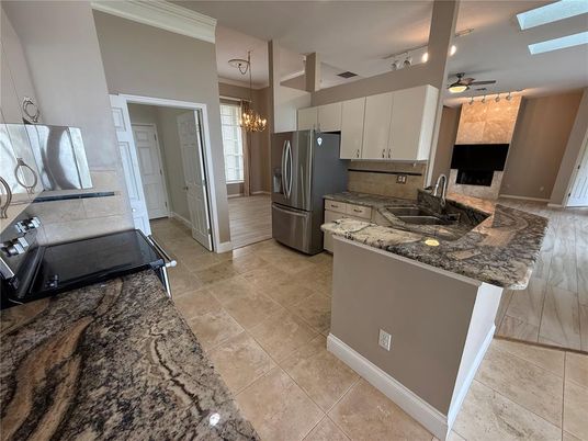 Chandelier, Interior, Kitchen, Pendant Lights