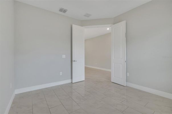 Empty room, Interior, Marble, Recessed Lighting