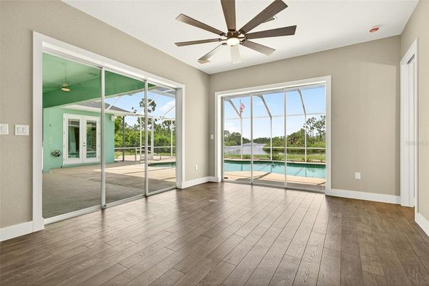 Empty room, Interior, Sun Room, Wood Texture Flooring