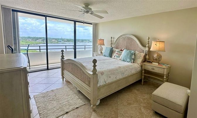 Bedroom, Interior, Water