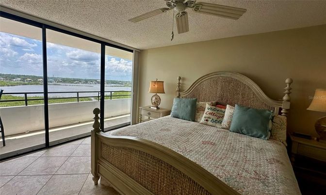 Bedroom, Interior, Water