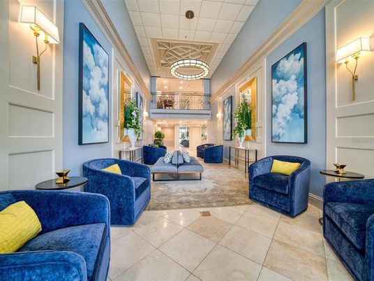 Interior, Living room, Pendant Lights, Recessed Lighting