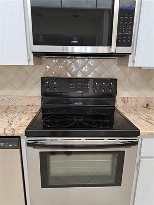 Interior, Kitchen, Stainless Steel Appliances