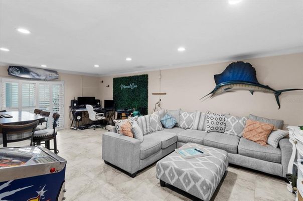 Dining room, Interior, Living room, Recessed Lighting