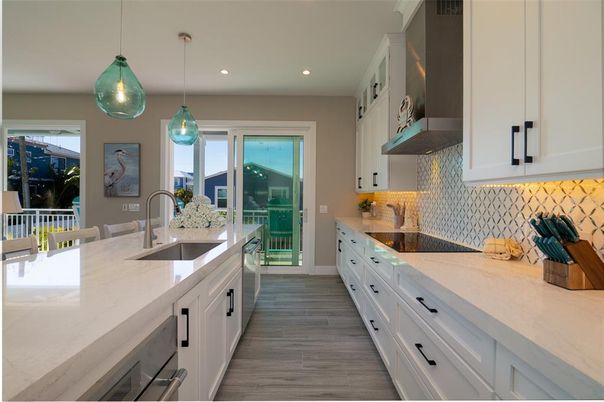Interior, Kitchen, Pendant Lights, Recessed Lighting, Wood Texture Flooring