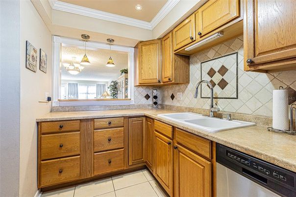 Interior, Kitchen, Pendant Lights, Recessed Lighting