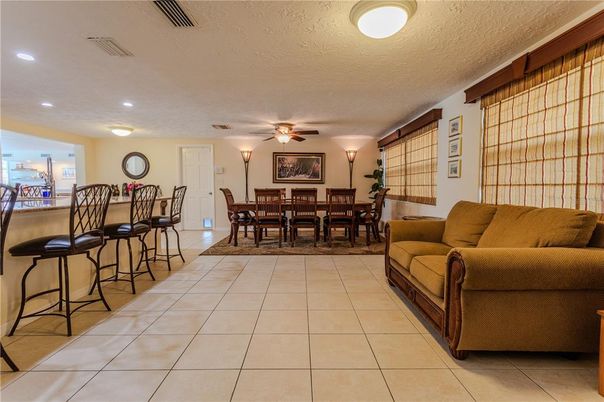 Dining room, Interior, Recessed Lighting