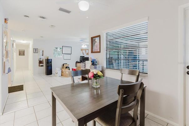 Dining room, Interior