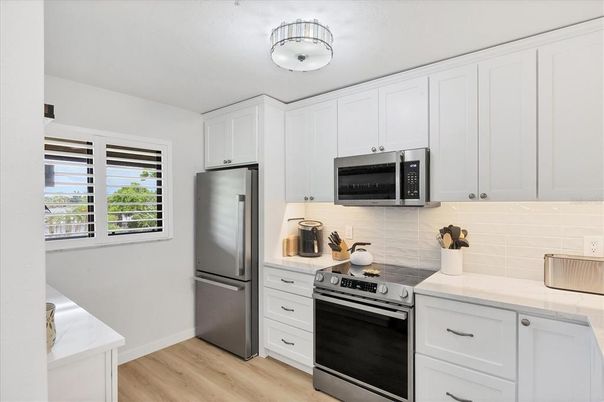 Interior, Kitchen, Stainless Steel Appliances, Wood Texture Flooring