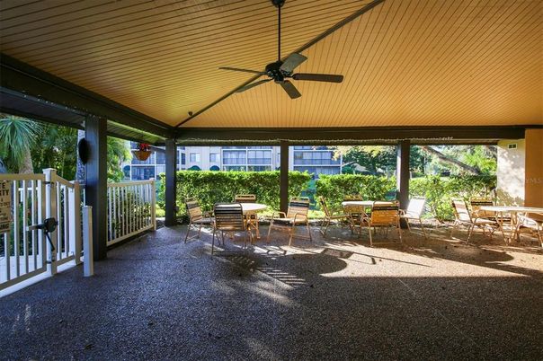Exterior, Sun Room