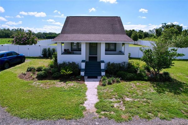 Backyard, Exterior, Facade, Cape Cod