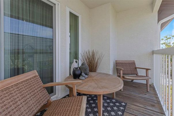Exterior, Wood Texture Flooring