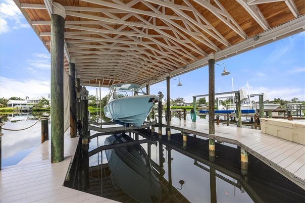 Exterior, Water