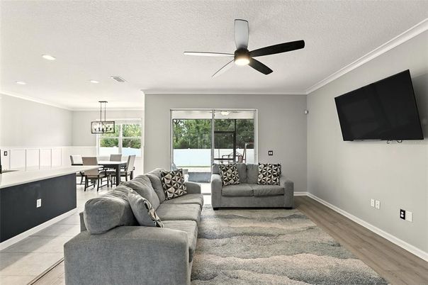 Dining room, Interior, Living room, Pendant Lights, Recessed Lighting, Wood Texture Flooring