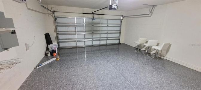 Garage, Interior