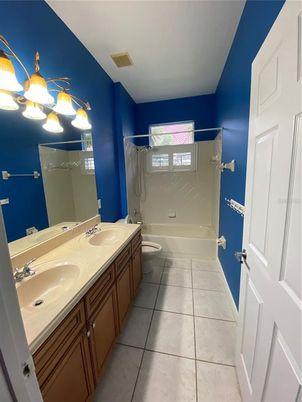 Bathroom, Dual Sink Vanities, Interior