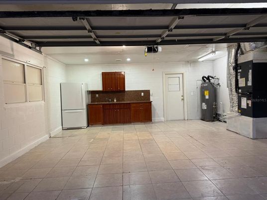 Garage, Interior, Stone Walls