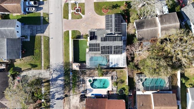 Exterior, Drone