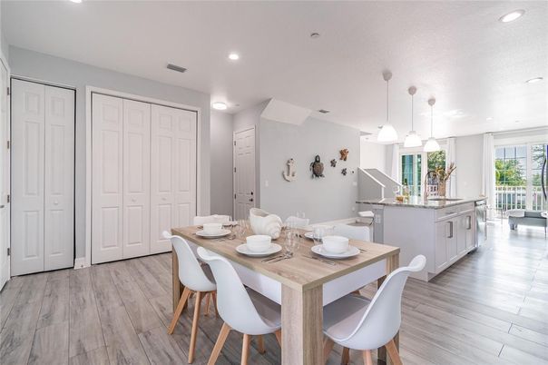 Dining room, Interior, Kitchen, Pendant Lights, Recessed Lighting, Wood Texture Flooring