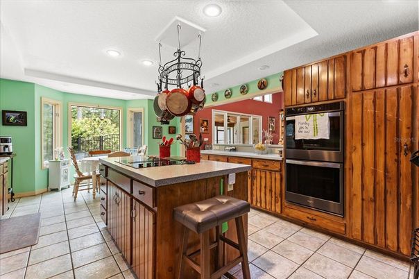 Dining room, Interior, Kitchen, Recessed Lighting, Stainless Steel Appliances
