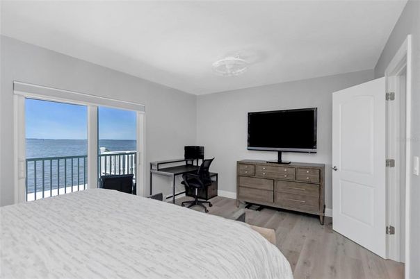 Bedroom, Home Office, Interior, Water, Wood Texture Flooring