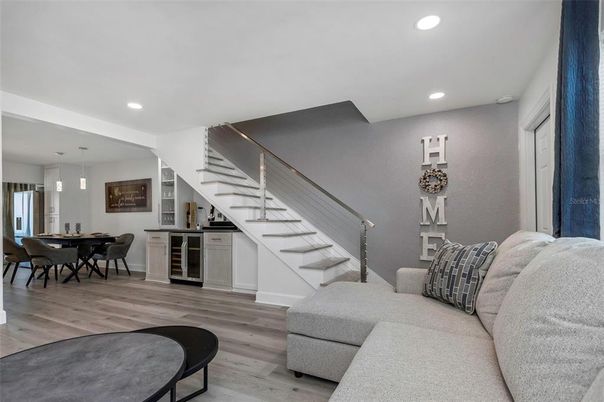 Dining room, Interior, Living room, Pendant Lights, Recessed Lighting, Wood Texture Flooring