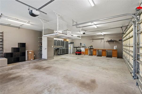 Garage, Interior