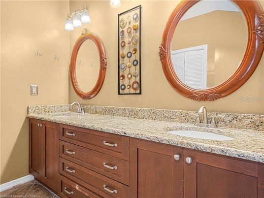 Bathroom, Dual Sink Vanities, Interior