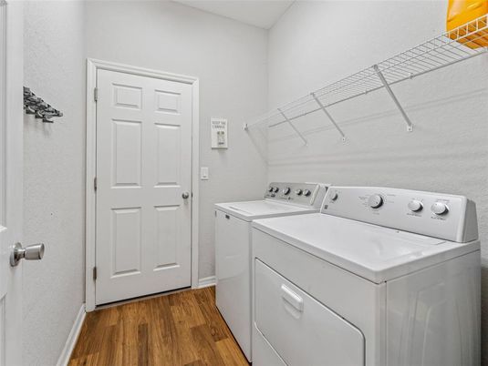Interior, Utility Closets, Washer, Wood Texture Flooring