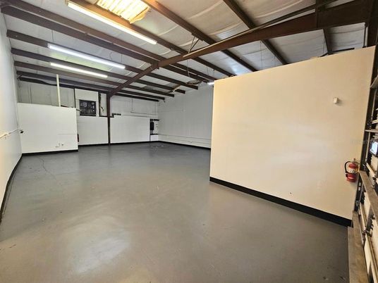 Garage, Interior