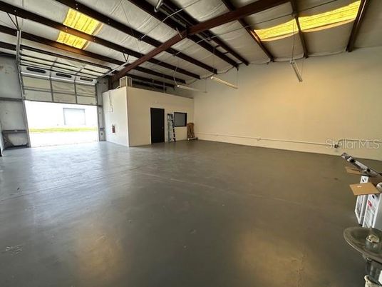 Garage, Interior