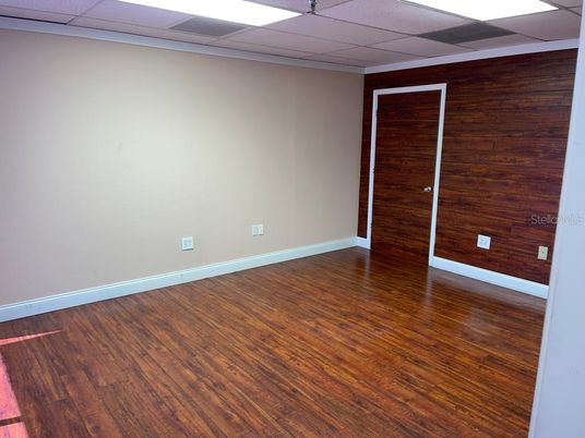 Empty room, Interior, Wood Texture Flooring, Wooden Walls