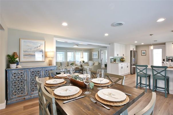 Dining room, Interior, Kitchen, Living room, Pendant Lights, Recessed Lighting, Wood Texture Flooring