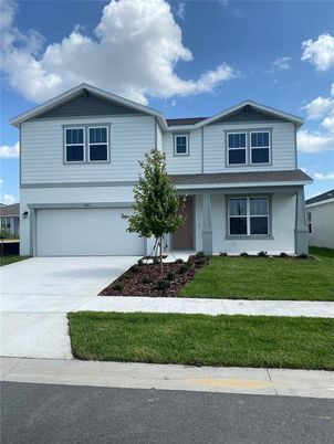 Attached, Exterior, Facade, American Craftsman