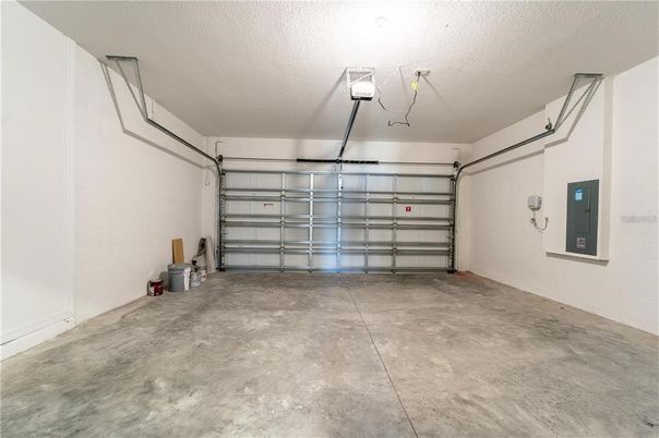 Garage, Interior