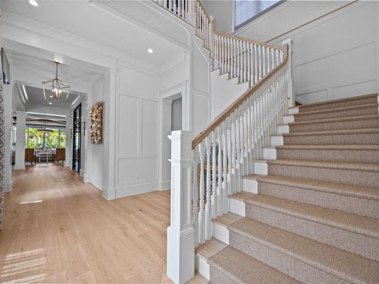 Interior, Pendant Lights, Recessed Lighting, Wood Texture Flooring