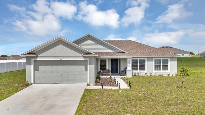 Attached, Exterior, Facade, Ranch